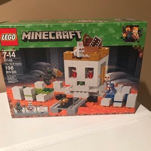 LEGO Minecraft the skull arena